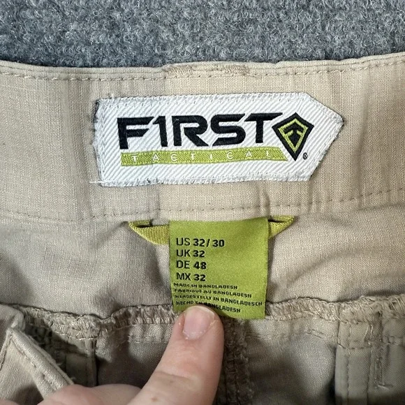 First Tactical Pants Mens 32x30 Beige Cargo Ripstop Outdoor Workwear Police - Picture 5 of 13